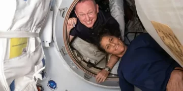 Astronauts Butch and Suni Return to Earth After Unexpected Nine-Month Mission