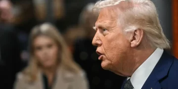 Trump Prepares for Key Putin Call Amid Ukraine Peace Talks