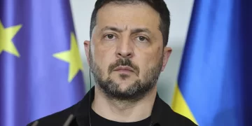 Zelensky Urges Ceasefire as Trump Pursues Direct Peace Deal with Russia