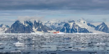 Unlocking Antarctica’s Secrets: How Mud Cores Reveal Climate and Ocean Changes